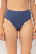Load image into Gallery viewer, Gallery: Rio De Sol Bas Bottom Carmel-Blue Hotpants
