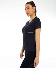 Load image into Gallery viewer, Image 02: Alto Giro Fitness Haut T-Shirt Skin Fit Recortes Com Refletivos Preto
