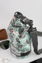 Load image into Gallery viewer, Dry Tube 1.5l Tropical Organic Teal
