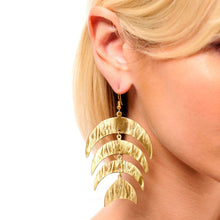 Load image into Gallery viewer, Earrings Taiana Gold Hipenema
