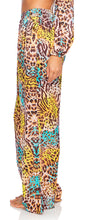 Load image into Gallery viewer, Image 02: Luli Fama Pantalon De Plage Bottom Flare Diosa Salvaje
