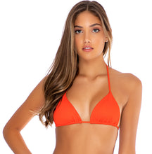 Load image into Gallery viewer, Model Front: Luli Fama Haut Top Seamless Fuego Orillas Del Mar
