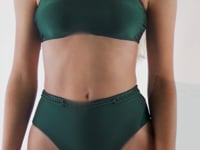 Load and play video in Gallery viewer, Video: Rio De Sol Haut Top Palace Bandeau-Reto
