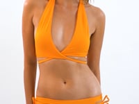 Load and play video in Gallery viewer, Video: Rio De Sol Bas Bottom Dots-Mango Madrid
