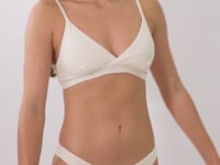 Load and play video in Gallery viewer, Video: Rio De Sol Haut Top Touch-Natural Alba
