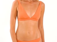 Load and play video in Gallery viewer, Video: Rio De Sol Ensemble Set Sand-Argila Alba Leblon
