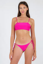 Load image into Gallery viewer, Model Front: Rio De Sol Bas Bottom Amaranto Ibiza-Comfy
