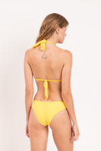 Load image into Gallery viewer, Model Back: Rio De Sol Bas Bottom Amarelo Mel
