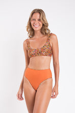 Load image into Gallery viewer, Image 09: Rio De Sol Bas Bottom Bouquet Hotpants
