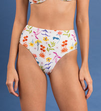 Load image into Gallery viewer, Image 12: Rio De Sol Bas Bottom Countryside Hotpants

