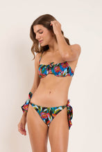 Load image into Gallery viewer, Image 05: Rio De Sol Bas Bottom Flair Gisele
