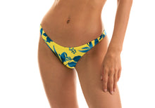 Load image into Gallery viewer, Gallery: Rio De Sol Bas Bottom Lemon Flower Bandeau
