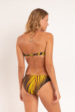 Load image into Gallery viewer, Model Back: Rio De Sol Bas Bottom Luxor Essential-Comfy
