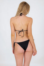 Load image into Gallery viewer, Model Back: Rio De Sol Bas Bottom Nero Lacinho
