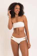 Load image into Gallery viewer, Image 07: Rio De Sol Bas Bottom Off-White Madrid
