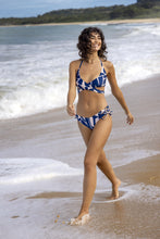 Load image into Gallery viewer, Image 06: Rio De Sol Bas Bottom Pottery Madrid
