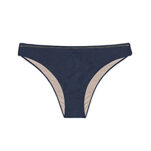 Load image into Gallery viewer, Product Front: Rio De Sol Bas Bottom Shark Essential

