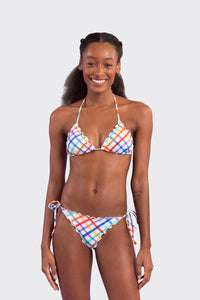 Model Front: Rio De Sol Bas Bottom Square Frufru