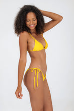 Load image into Gallery viewer, Image 04: Rio De Sol Bas Bottom Sunflower Lacinho
