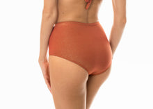 Load image into Gallery viewer, Image 03: Rio De Sol Bas Calcinha Radiante Canela Hot Pant
