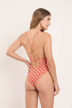 Load image into Gallery viewer, Model Back: Rio De Sol Une Pièce Floral-Scales Sunny
