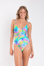 Load image into Gallery viewer, Model Front: Rio De Sol Une Pièce Fusion Hype
