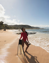 Load image into Gallery viewer, Image 11: Rio De Sol Une Pièce Hibiscus Surf

