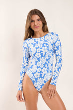 Load image into Gallery viewer, Model Front: Rio De Sol Une Pièce Pua-Pacifica Surf
