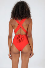 Load image into Gallery viewer, Model Back: Rio De Sol Une Pièce Rouge Marina
