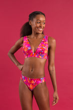 Load image into Gallery viewer, Image 11: Rio De Sol Ensemble Set Flavors Halter-Marina Essential-Cos
