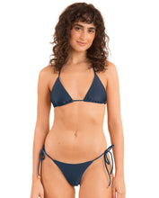 Load image into Gallery viewer, Gallery: Rio De Sol Ensemble Set Shark Tri-Inv Cheeky-Tie
