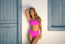 Load image into Gallery viewer, Image 05: Rio De Sol Ensemble Set St-Tpz-Pink Reto Hotpant-High
