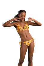 Load image into Gallery viewer, Image 04: Rio De Sol Ensemble Set Stories Tri-Fixo Cheeky-Micro
