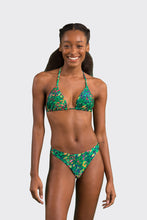 Load image into Gallery viewer, Model Front: Rio De Sol Ensemble Set Wilds Tri-Inv Nice-Fio

