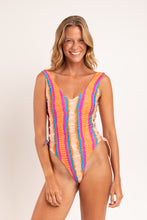 Load image into Gallery viewer, Image 05: Rio De Sol Une Pièce Stripes Zoe
