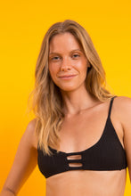 Load image into Gallery viewer, Image 09: Rio De Sol Haut Top Bora-Black Bra-Trio
