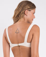 Load image into Gallery viewer, Image 06: Rio De Sol Haut Top Malibu-Natural Amelia
