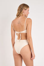 Load image into Gallery viewer, Model Back: Rio De Sol Haut Top Malibu-Natural Bandeau-Iris
