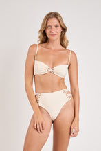 Load image into Gallery viewer, Image 07: Rio De Sol Haut Top Malibu-Natural Bandeau-Iris
