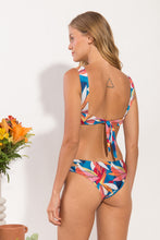 Load image into Gallery viewer, Model Back: Rio De Sol Haut Top Maui Halter-Cos
