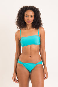 Model Front: Rio De Sol Haut Top Nanai Bandeau-Reto