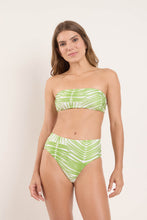 Load image into Gallery viewer, Model Front: Rio De Sol Haut Top Palms Bandeau-Reto
