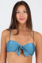 Load image into Gallery viewer, Gallery: Rio De Sol Haut Top Shimmer-Baltic-Sea Bandeau-Knot
