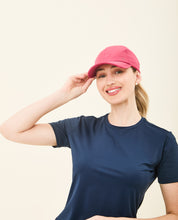 Load image into Gallery viewer, Gallery: Uv Line Casquette Beach Tennis Cap Fuchsia Upf50+
