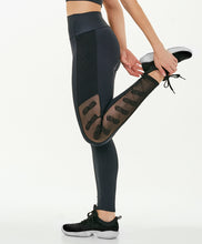 Load image into Gallery viewer, Hyper Bordado Lateral Preto Leggings
