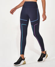 Load image into Gallery viewer, Hyper Linhas Fusionadas Preto Leggings
